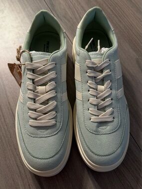 Project Cloud Women’s Mint Green Suede Sneakers